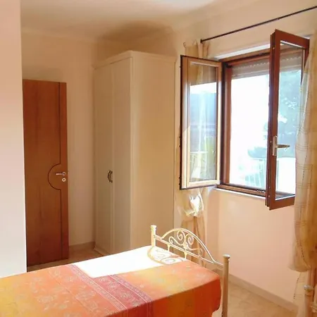Con Terrazza Vista Mare A Apartment Vieste